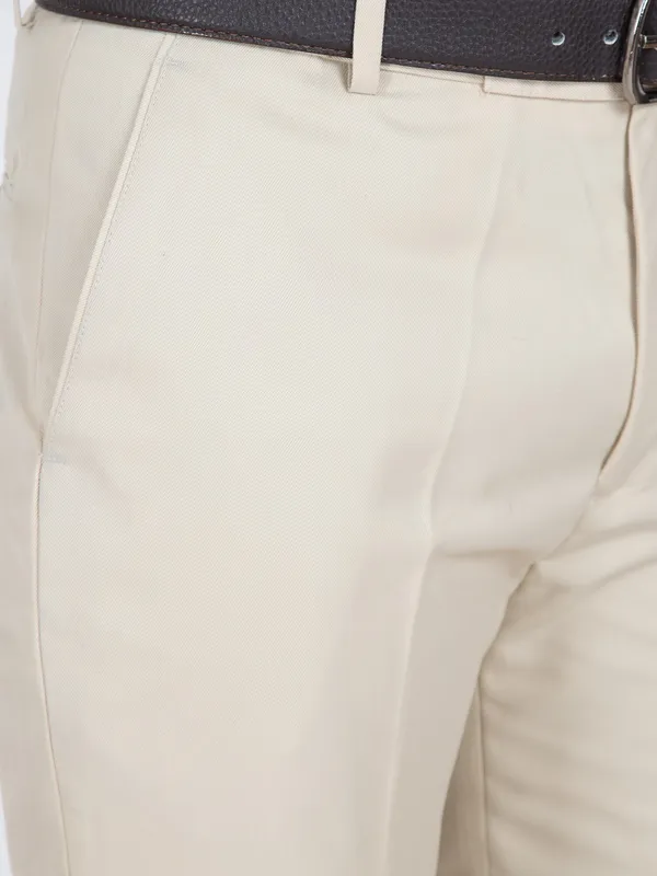 Cream_Cotton_Blend_Solid_Formal_Trouser_For_Men