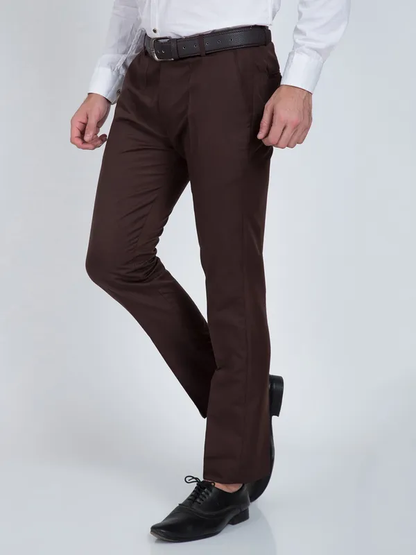 Brown_Cotton_Blend_Solid_Formal_Trouser_For_Men