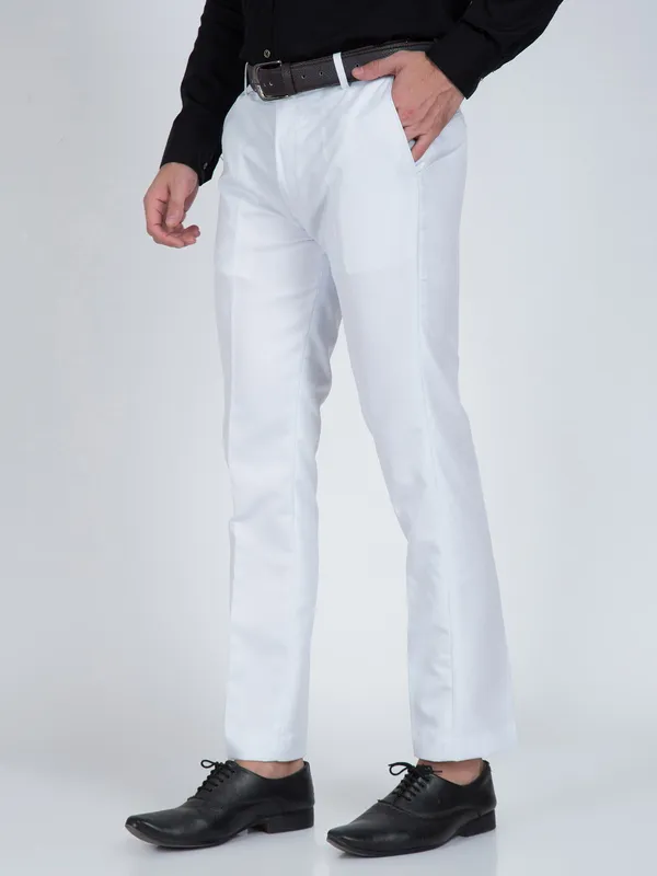 White_Cotton_Blend_Solid_Formal_Trouser_For_Men