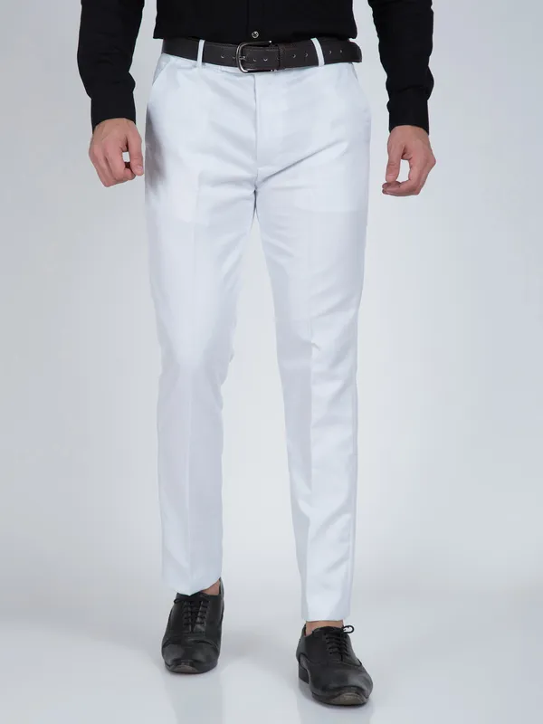 White_Cotton_Blend_Solid_Formal_Trouser_For_Men