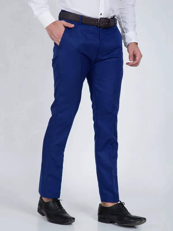 Blue_Cotton_Blend_Solid_Formal_Trouser_For_Men