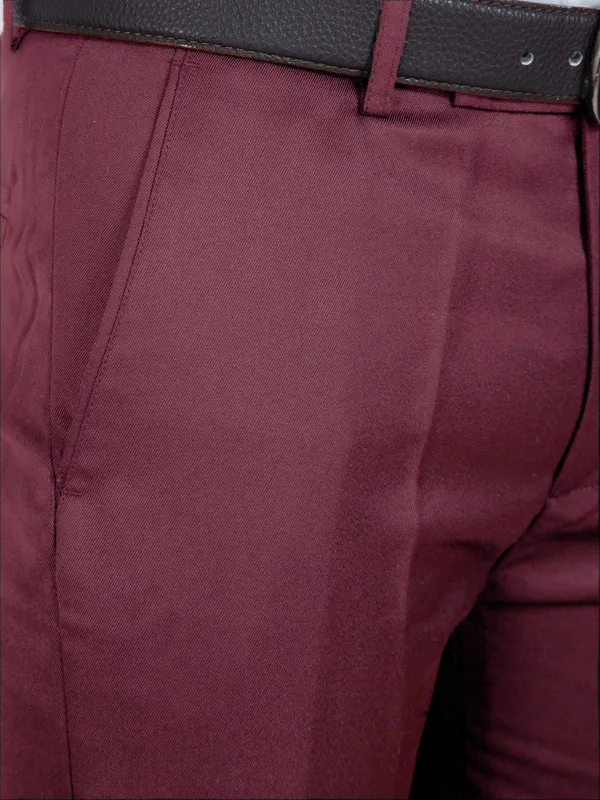 Maroon_Cotton_Blend_Solid_Formal_Trouser_For_Men