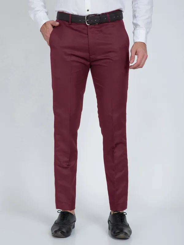 Maroon_Cotton_Blend_Solid_Formal_Trouser_For_Men