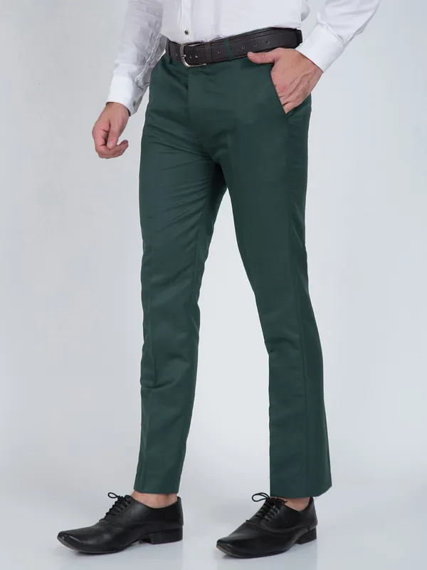 Light_Green_Cotton_Blend_Solid_Formal_Trouser_For_Men