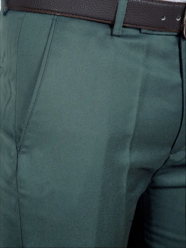 Light_Green_Cotton_Blend_Solid_Formal_Trouser_For_Men