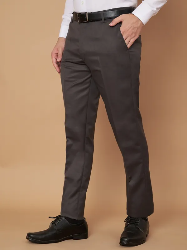 Grey_Viscose_Rayon_Solid_Formal_Trouser_For_Men