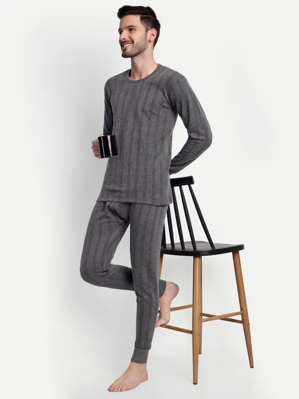 Charcoal_Round_Neck_Thermal_Top