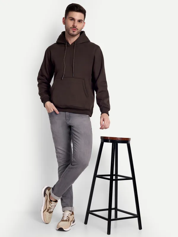 Regular_Fit_Solid_Hoodie