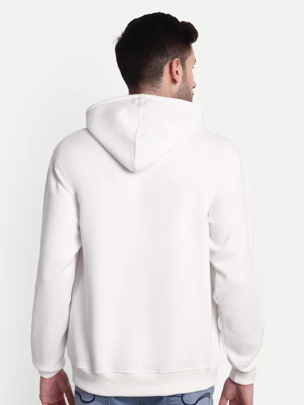 Regular_Fit_Solid_Hoodie
