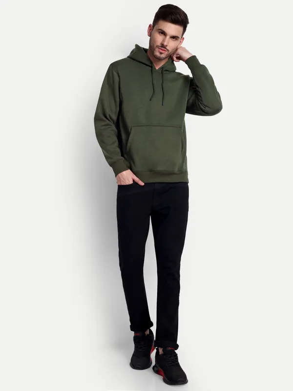Regular_Fit_Solid_Hoodie
