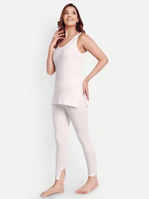 Off-White_Cotton_Blend_Sleeveless_Thermal_Set_(Top_&_Bottom)_For_Women