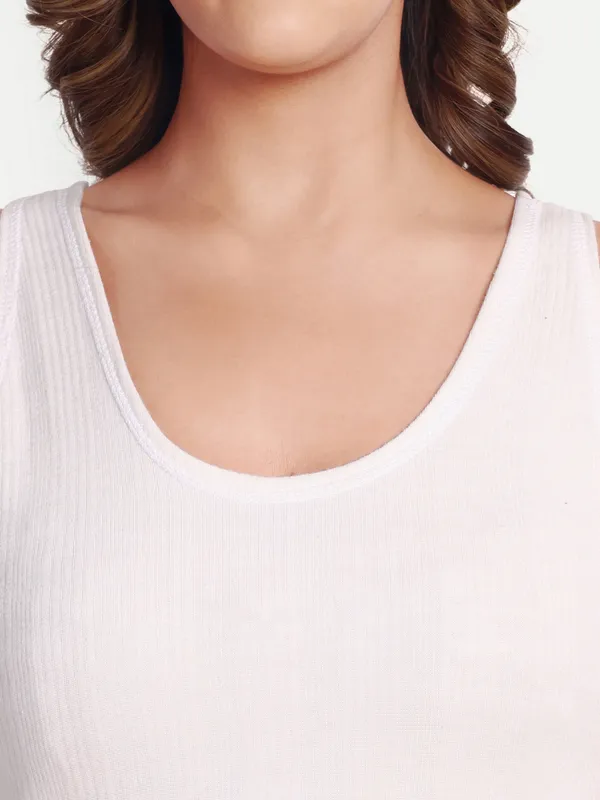 Off-White_Cotton_Blend_Sleeveless_Thermal_Set_(Top_&_Bottom)_For_Women