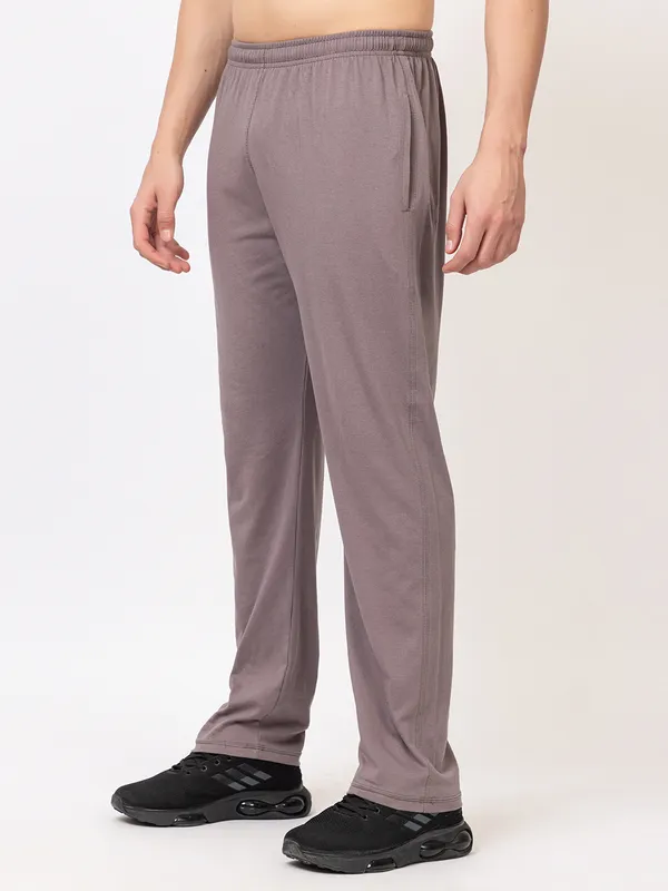 Cement_Essential_Regular_Fit_Trackpants