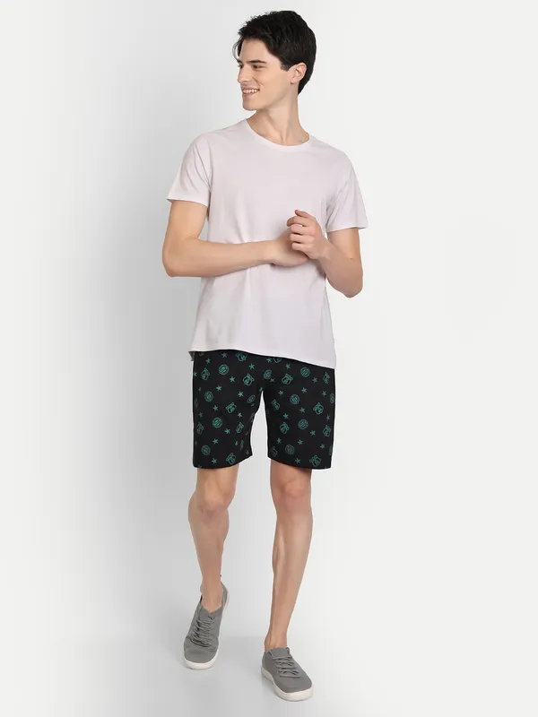 Black_Cotton_Blend_Printed_Shorts