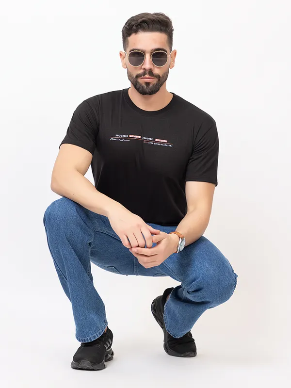 Black_Classic_Round_Neck_Printed_Tee