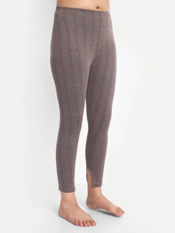 Coffee_Cotton_Blend_Three_Quarter_Sleeves_Thermal_Set_(Top_&_Bottom)_For_Women