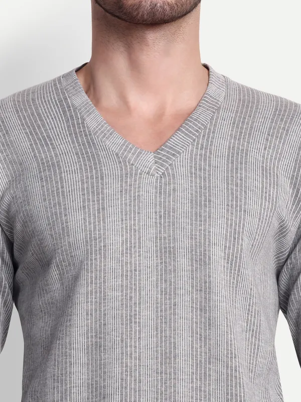 Grey_V-Neck_Thermal_Set_(Top_&_Bottom)