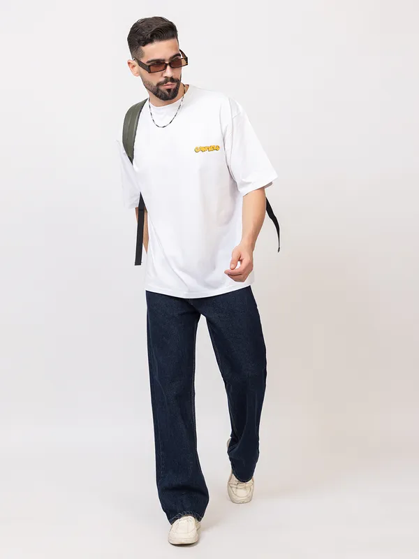 White_Garfield_Clingy_T-shirt