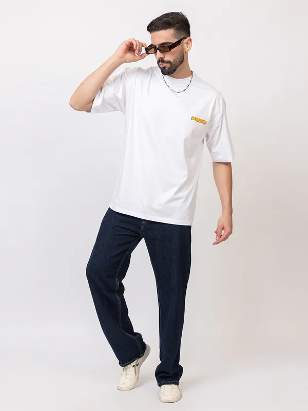 White_Garfield_Clingy_T-shirt