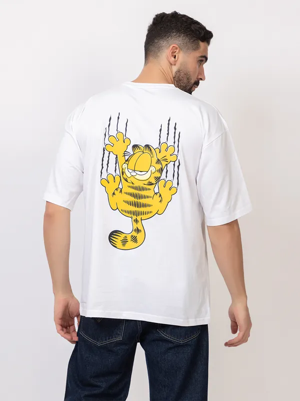 White_Garfield_Clingy_T-shirt