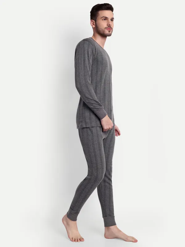 Charcoal_Round-Neck_Thermal_Set_(Top_&_Bottom)
