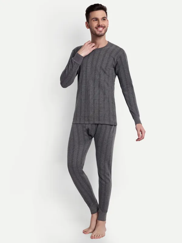 Charcoal_Round-Neck_Thermal_Set_(Top_&_Bottom)