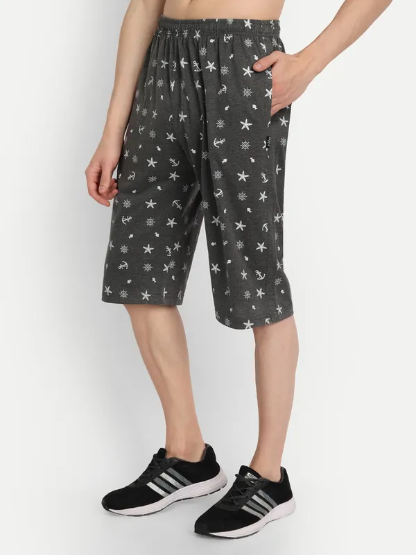 Charcoal_Cotton_Blend_Three-Fourths