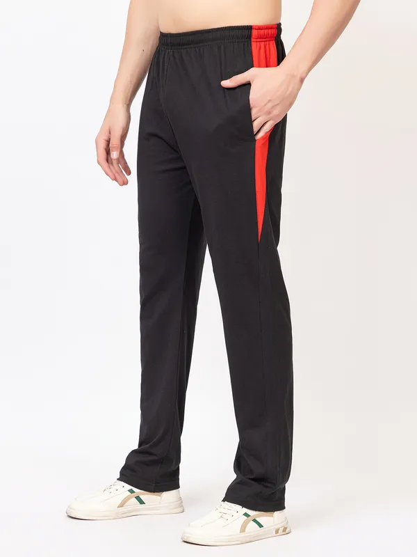 Black_Modern_Fit_Sport_Trackpants