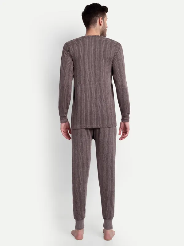 Coffee_V-Neck_Thermal_Set_(Top_&_Bottom)