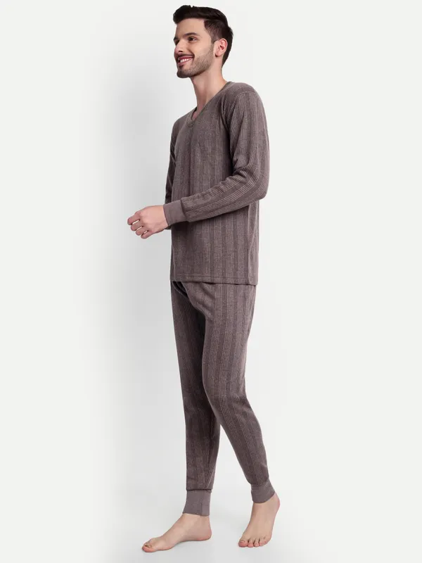 Coffee_V-Neck_Thermal_Set_(Top_&_Bottom)