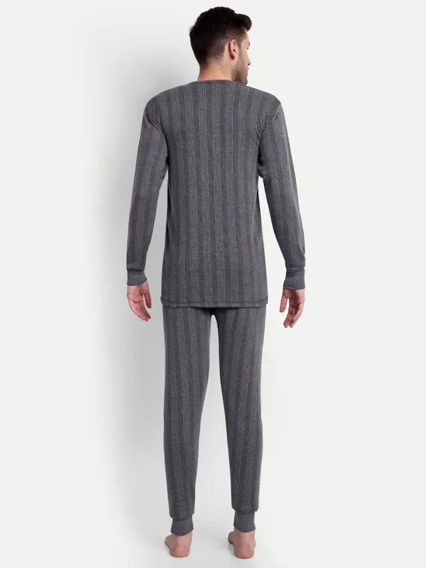 Charcoal_V-Neck_Thermal_Set_(Top_&_Bottom)