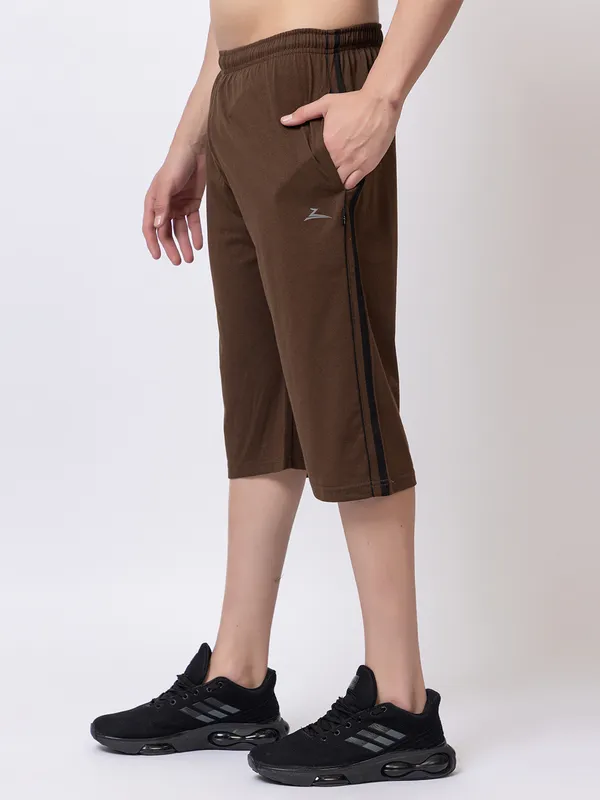 Coffee_Cotton_Blend_Three-Fourths