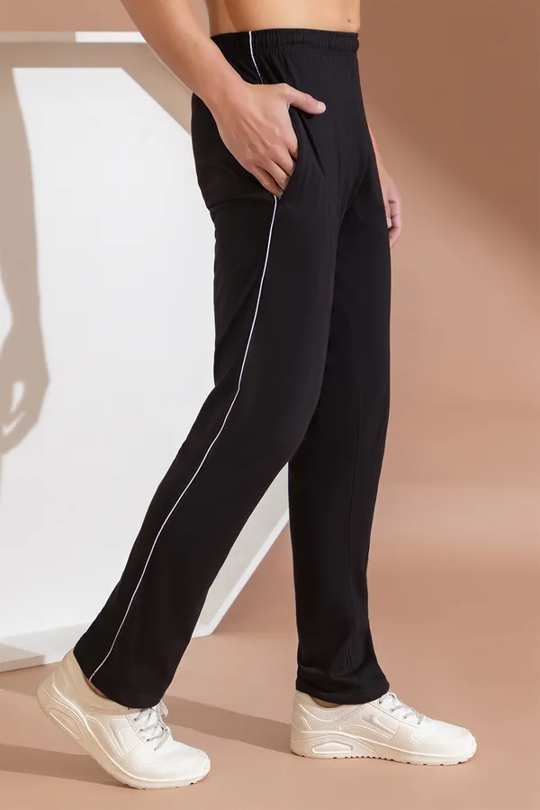 Black_Essential_Comfort_Trackpants
