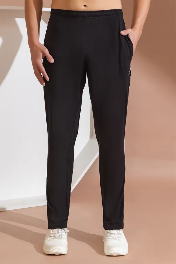 Black_Essential_Comfort_Trackpants