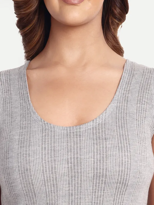 Grey_Cotton_Blend_Sleeveless_Thermal_Set_(Top_&_Bottom)_For_Women