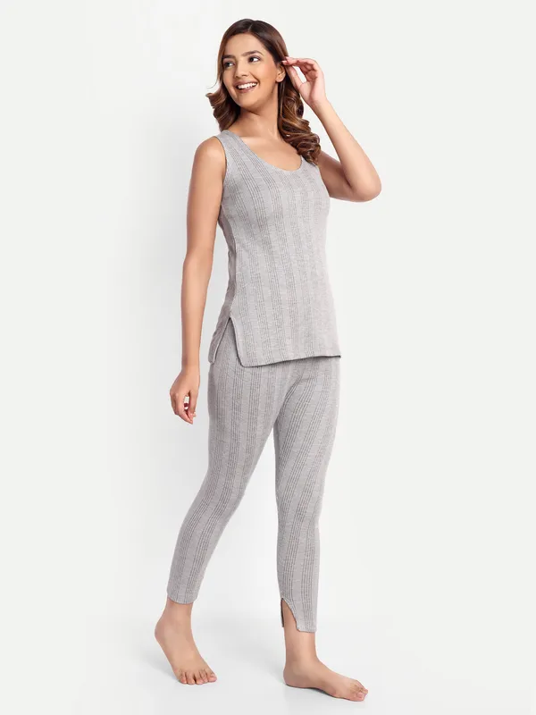 Grey_Cotton_Blend_Sleeveless_Thermal_Set_(Top_&_Bottom)_For_Women