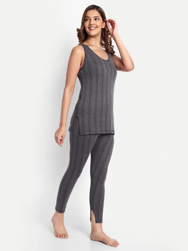 Charcoal_Cotton_Blend_Sleeveless_Thermal_Set_(Top_&_Bottom)_For_Women