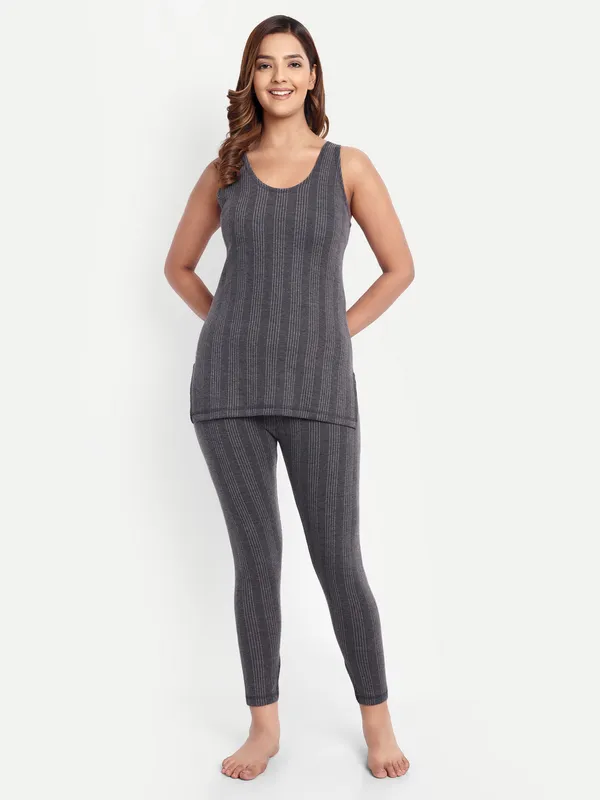 Charcoal_Cotton_Blend_Sleeveless_Thermal_Set_(Top_&_Bottom)_For_Women