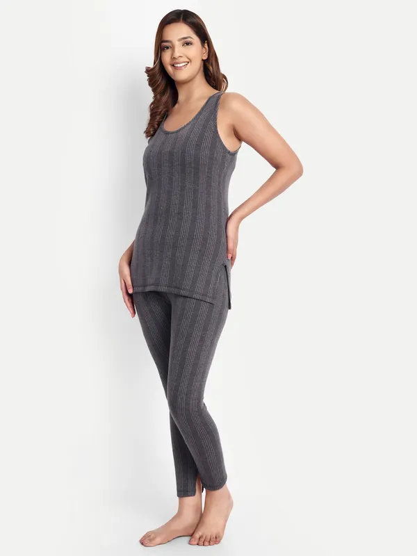 Charcoal_Cotton_Blend_Sleeveless_Thermal_Set_(Top_&_Bottom)_For_Women
