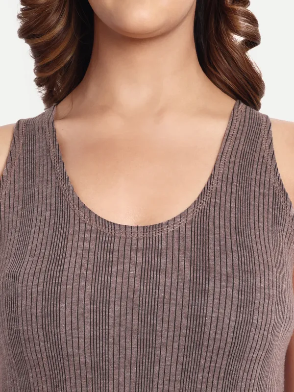 Coffee_Cotton_Blend_Sleeveless_Thermal_Set_(Top_&_Bottom)_For_Women