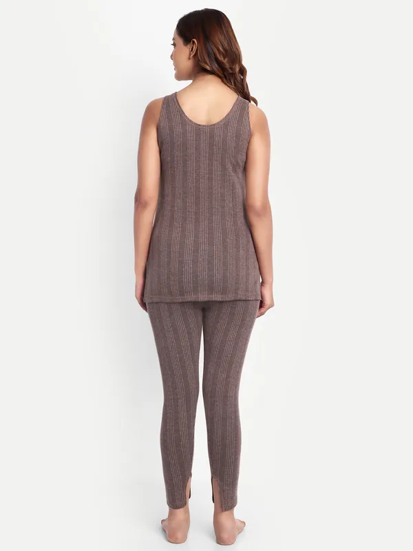 Coffee_Cotton_Blend_Sleeveless_Thermal_Set_(Top_&_Bottom)_For_Women
