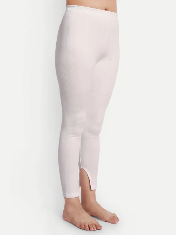 Off-White_Cotton_Blend_Three_Quarter_Sleeves_Thermal_Set_(Top_&_Bottom)_For_Women