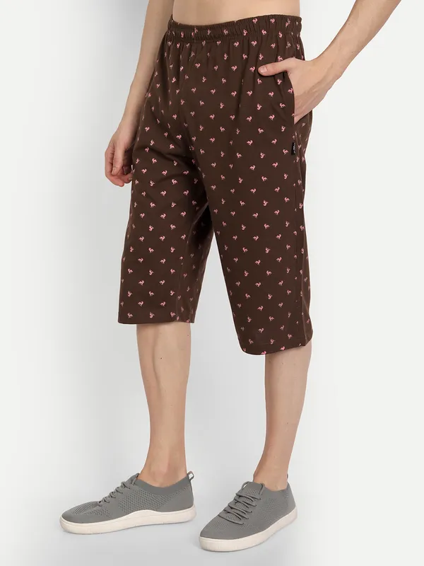 Coffee_Cotton_Blend_Three-Fourths