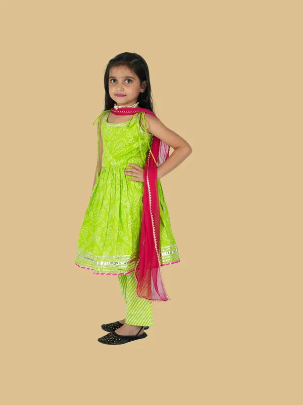 Green_Bandhej_Cotton_Suit_Set_with_Dark_Pink_Dupatta
