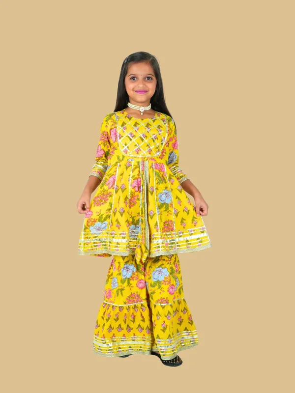 Yellow_Sharara_set_for_Girls