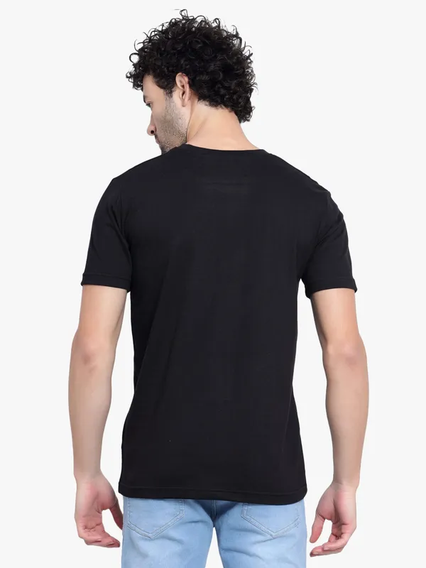 Black_Faith_Over_Fear_Printed_Cotton_T-Shirt_For_Men