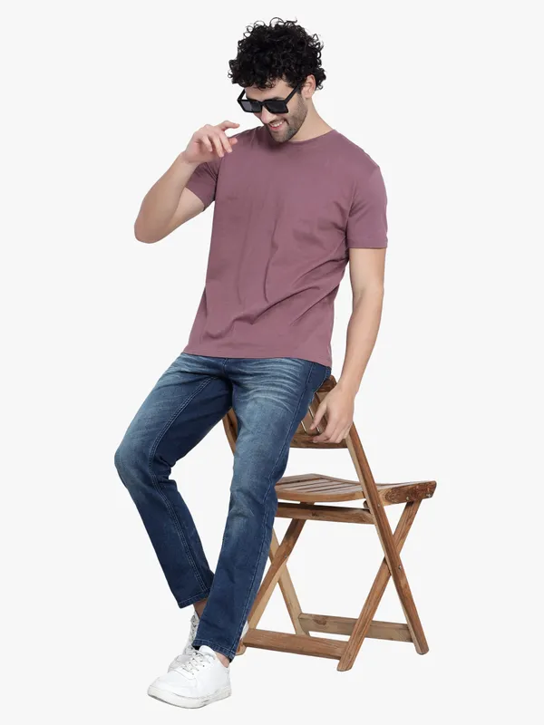 Mauve_Solid_Cotton_T-Shirt_For_Men