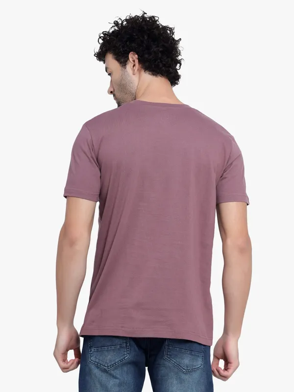 Mauve_Solid_Cotton_T-Shirt_For_Men