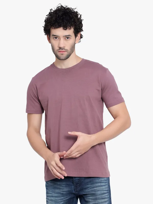 Mauve_Solid_Cotton_T-Shirt_For_Men
