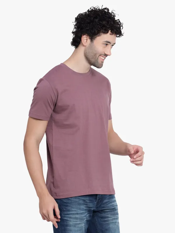 Mauve_Solid_Cotton_T-Shirt_For_Men